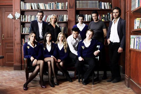 Агата Муцениеце в сериале «Закрытая школа»