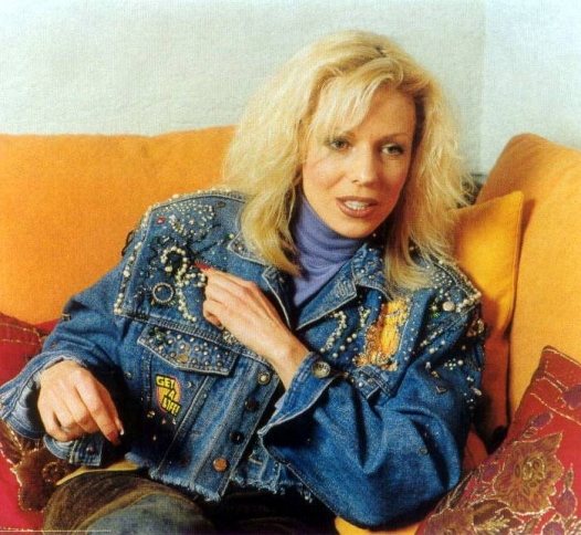 Любимая певица ититей и олигархов