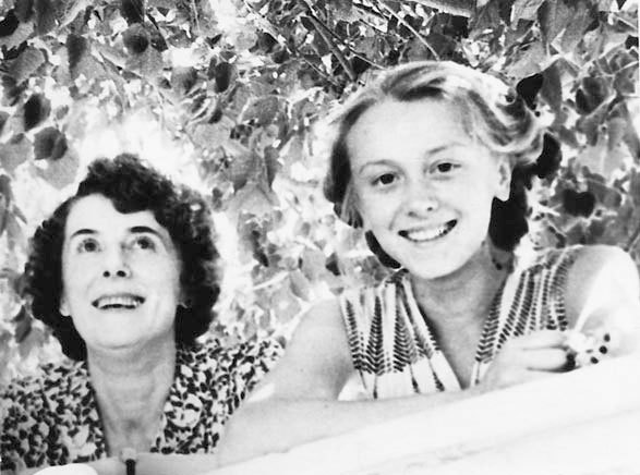 Маргарита Терехова в детстве с мамой Галиной Томашевич