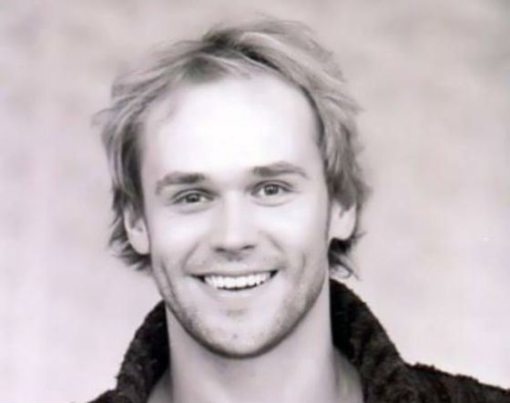 Молодой Максим Аверин