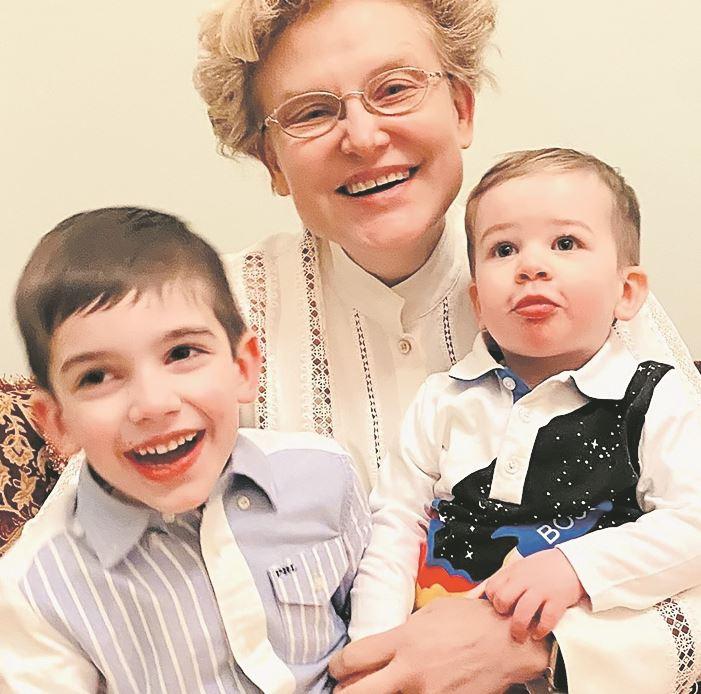 У Елены Васильевны трое внуков (слева направо): Аня (2020), Игорь (2015) и Артур (2018). Фото: Инстаграм